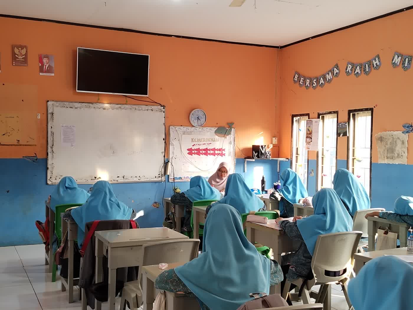 Kegiatan siswa SMPIT Al-Bina